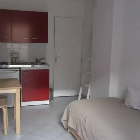 Joli Petit Studio شقة
